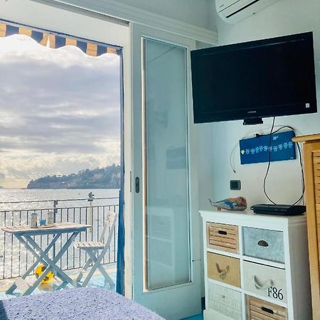شقة La Perla Di Posillipo نابولي المظهر الخارجي الصورة